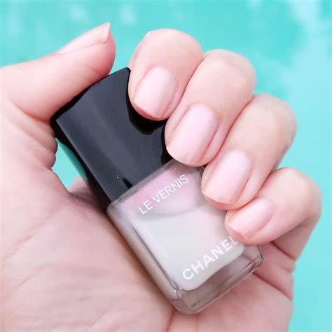 chanel vernis perle blanche|chanel le vernis shades.